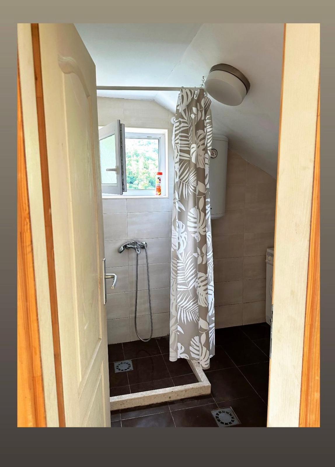 Apartmani Zelenika Herceg Novi Bilik gambar